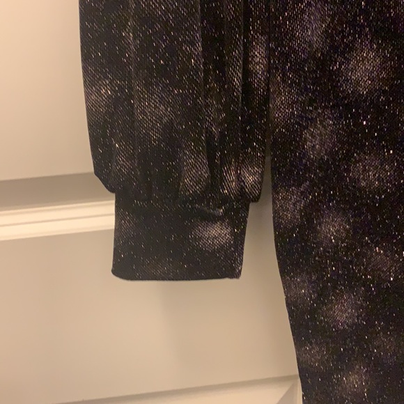 Black and Gold shimmer holiday dress - Picture 4 of 4